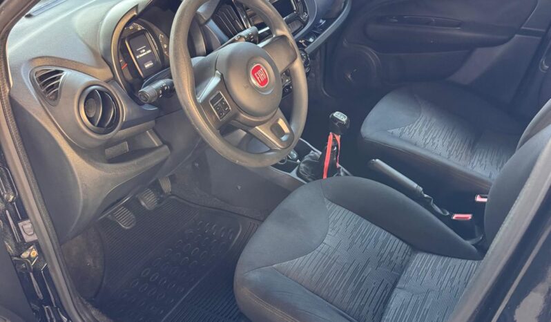 
								FIAT/ UNO ATTRACTIVE 2016 1.0 FLEX completo									