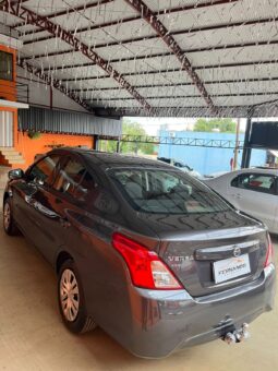 
										Nissan VERSA 53.900 2020 completo									