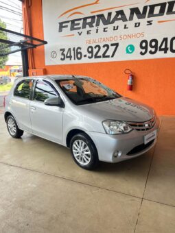 
										Toyota ETIOS 49000 2015 completo									