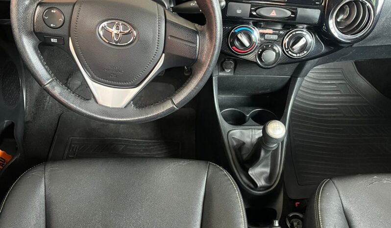 
								Toyota ETIOS 49000 2015 completo									