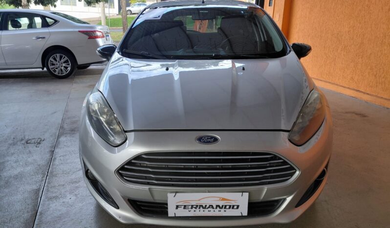 
								Ford Fiesta completo									