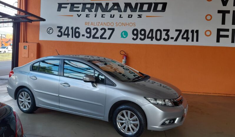 
								Honda Civic completo									