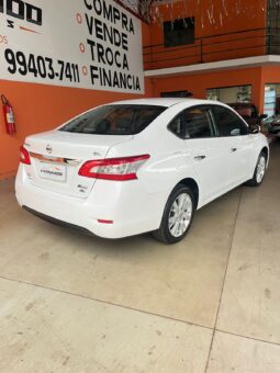 
										Nissan sentra 60.000 2015 completo									