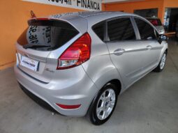 
										Ford Fiesta completo									