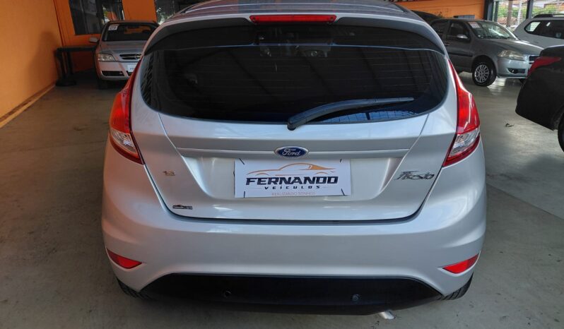 
								Ford Fiesta completo									