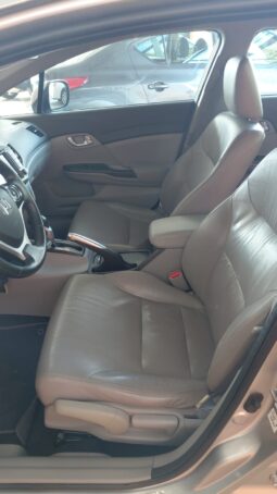 
										Honda Civic completo									