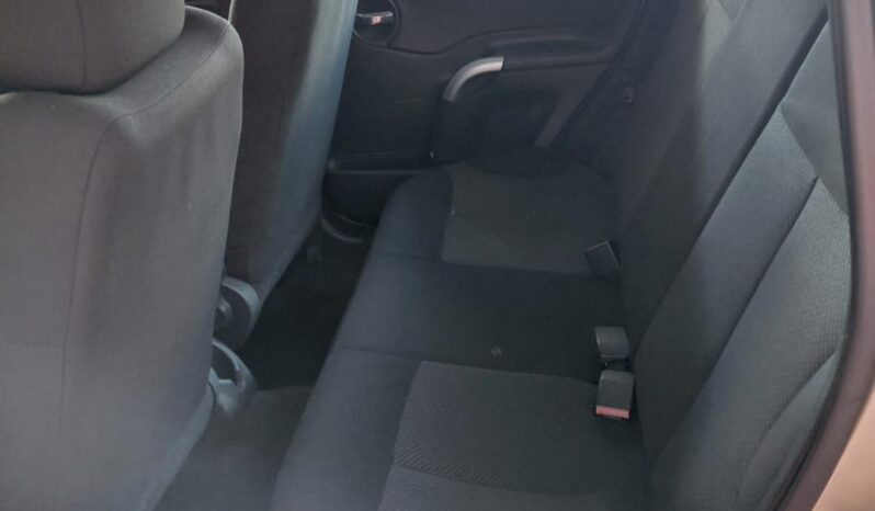 
								Citroen C3 25.000 2011 completo									