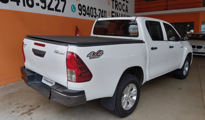 
								Hilux 4X4 completo									