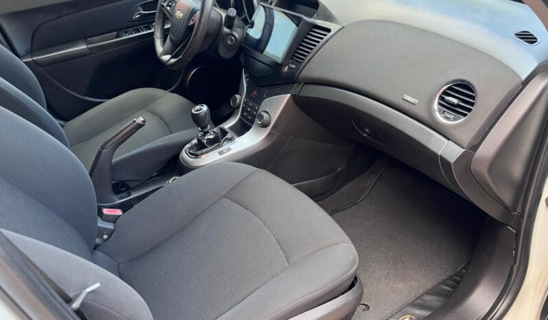 
								CRUZE SPORT LT completo									