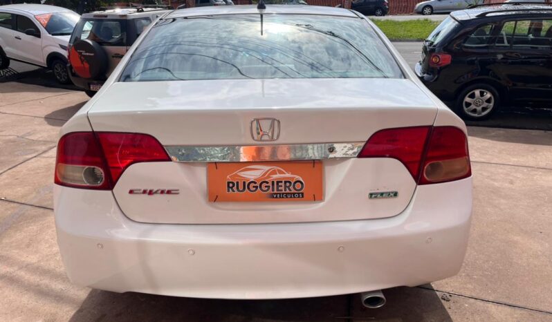 
								CIVIC BRANCO EXS 1.8 completo									